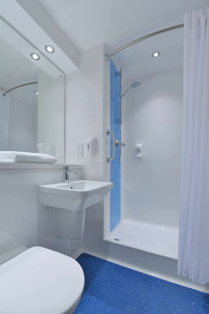 Travelodge Nottingham Riverside Room photo